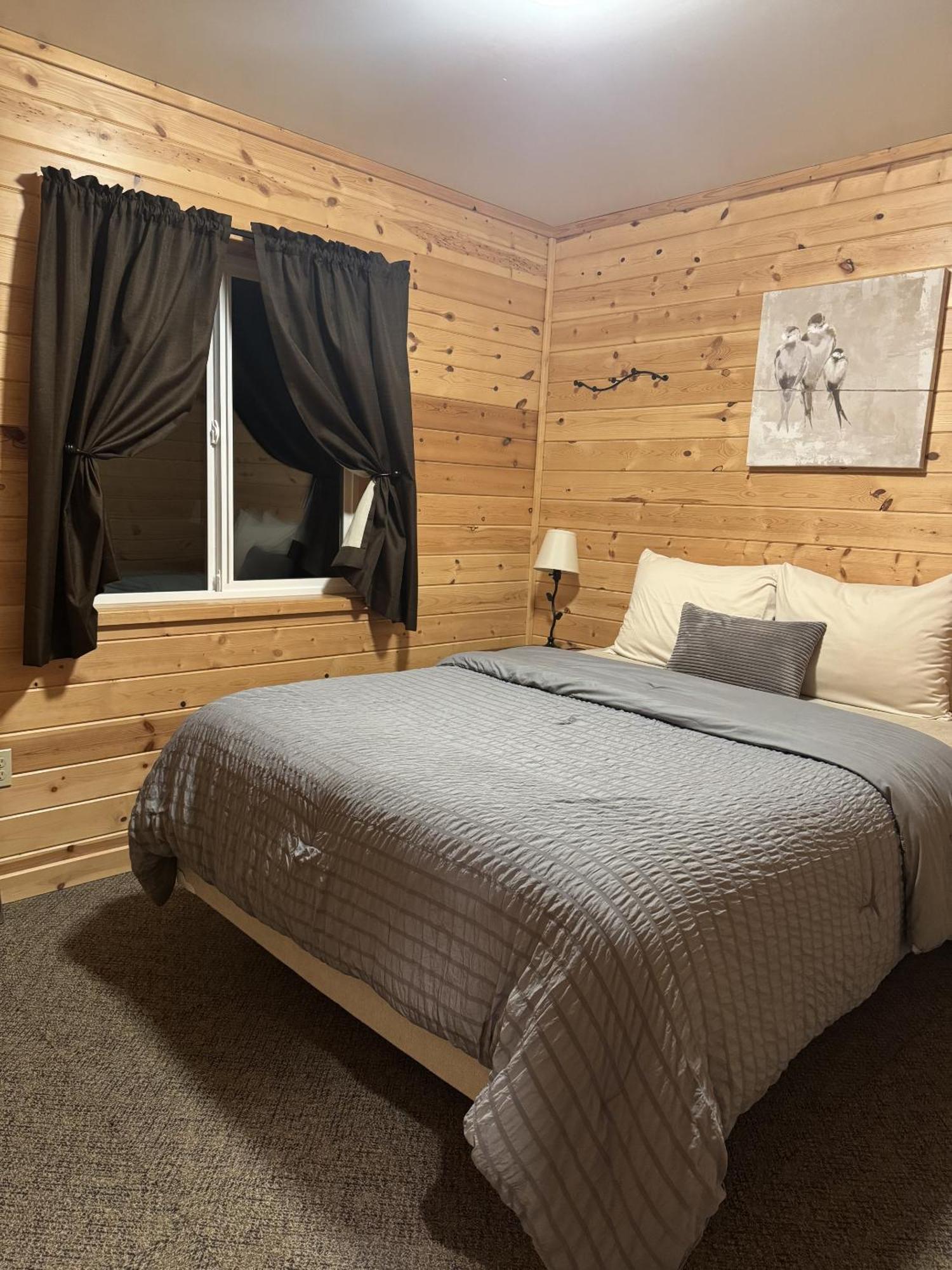 Susitna River Lodging, Backwoods Cabins Толкітна Екстер'єр фото